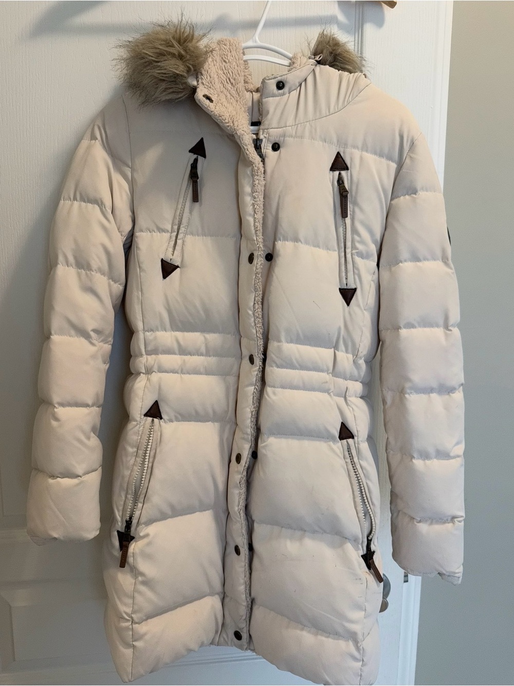 Ralp Lauren Women's Cream Quilted Puffer Coat with Faux Fur Hood
